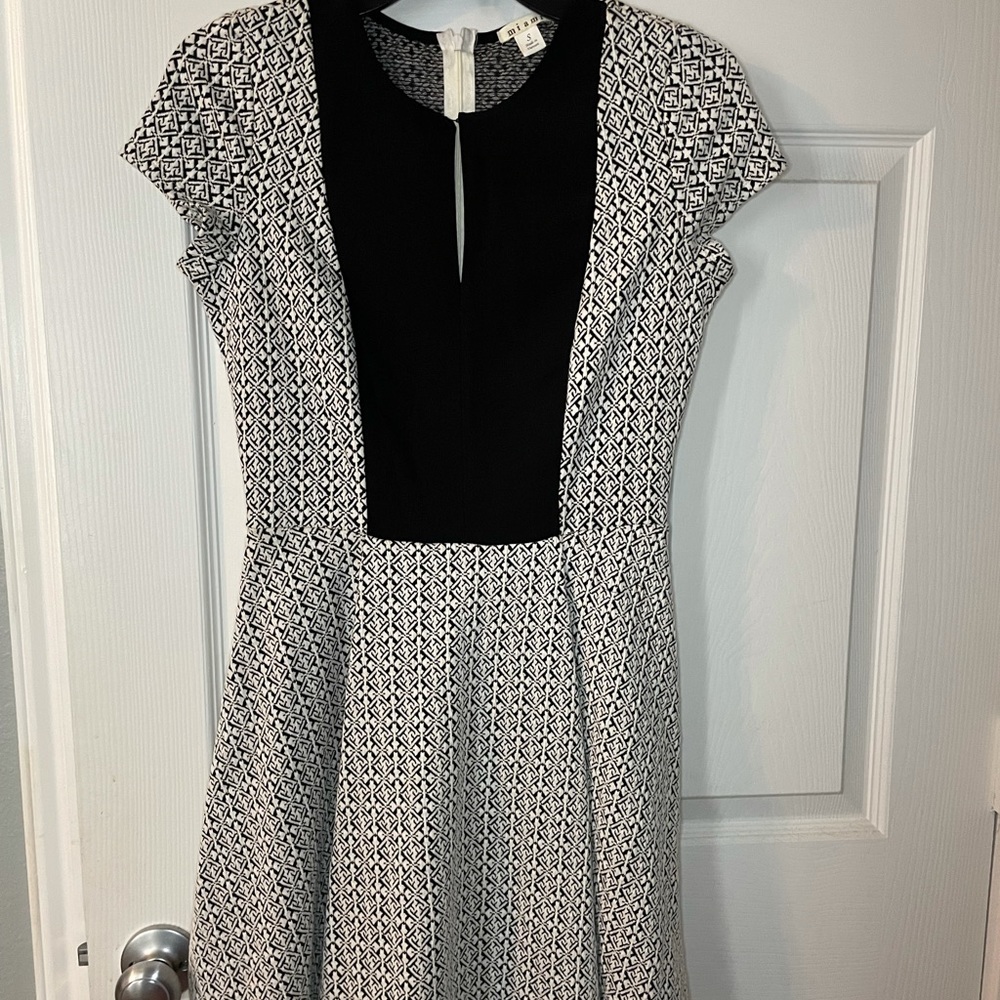 Altard state dress size small